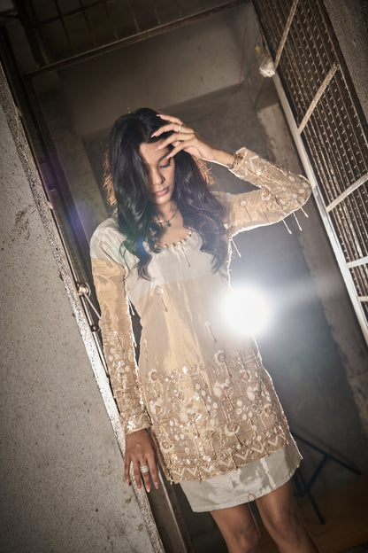 NITYA BLAZER